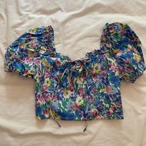Floral puff sleeve crop top